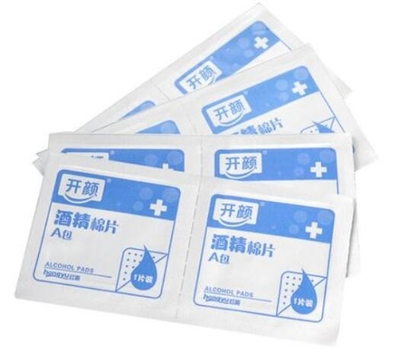 เครื่องบรรจุแผ่นอัตโนมัติ 380v กระดาษสุขาภิบาลแอลกอฮอล์