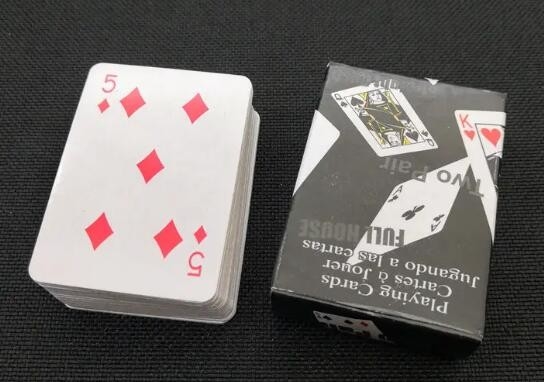เครื่องบรรจุอัตโนมัติมัลติฟังก์ชั่น Poker Herb Tea Condom Wrapping