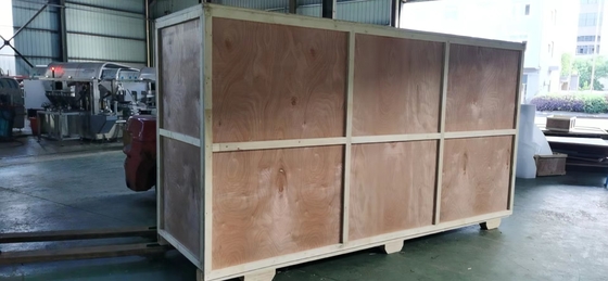 เครื่องบรรจุเนื้อเยื่อเปียกความจุสูงควบคุม PLC การรับรอง CE, เครื่องบรรจุผ้าเช็ดทำความสะอาดเปียกอเนกประสงค์
