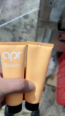 เครื่องปิดผนึกหลอดอัตโนมัติความเร็วสูงสำหรับบอดี้โลชั่น Emulsion Papaya Cream