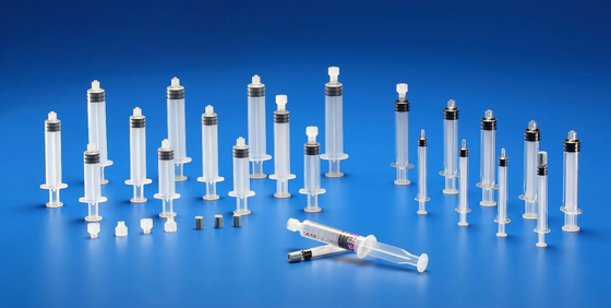 อัตโนมัติของเหลว Plugging Luer Lock Pre- เติม Aseptic เครื่องเติมฉีดพลาสติก