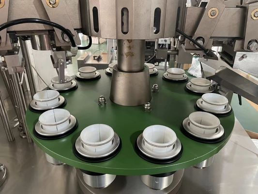 เครื่องเติมท่อพลาสติกอัตโนมัติความเร็วสูง และเครื่องปิดท่อ