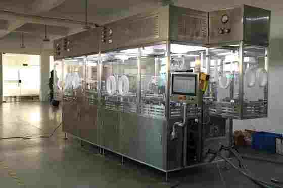 เครื่องเติมฉีด RTU ที่เต็มล่วงแบบด้วยอัตโนมัติความเร็วสูง สําหรับการผลิตแบบไร้สาระ