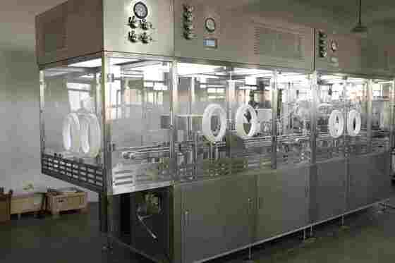 เครื่องเติมฉีด RTU ที่เต็มล่วงแบบด้วยอัตโนมัติความเร็วสูง สําหรับการผลิตแบบไร้สาระ