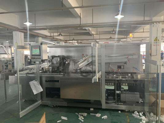 AISI 304 เครื่องบรรจุกล่องอัตโนมัติ PLC ควบคุม 120 กล่อง / นาที